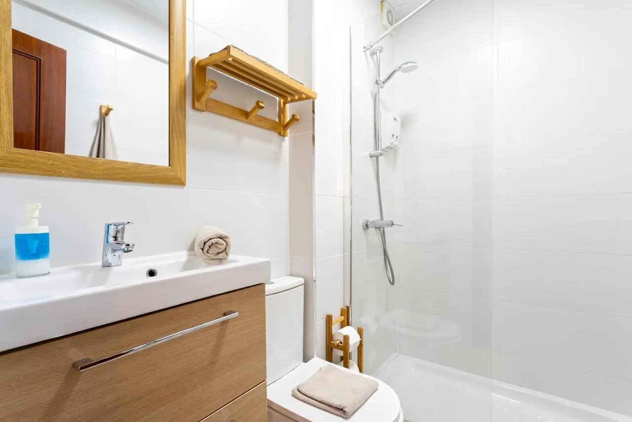 City Center And Next To The Beach 3 Bedrooms Malaga